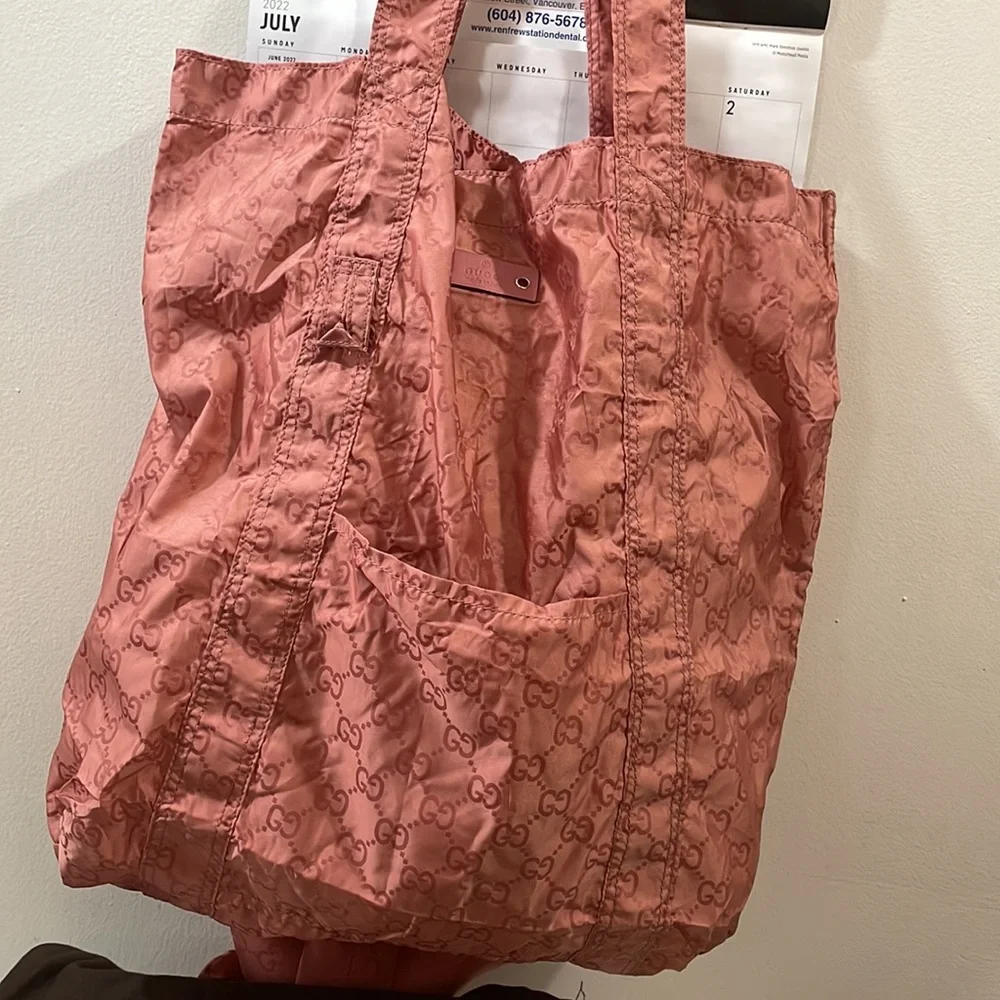 Sold‼️‼️GUCCI
Nylon Monogram Teddy Bear Folding Tote Pink💓 - Picture 12 of 17